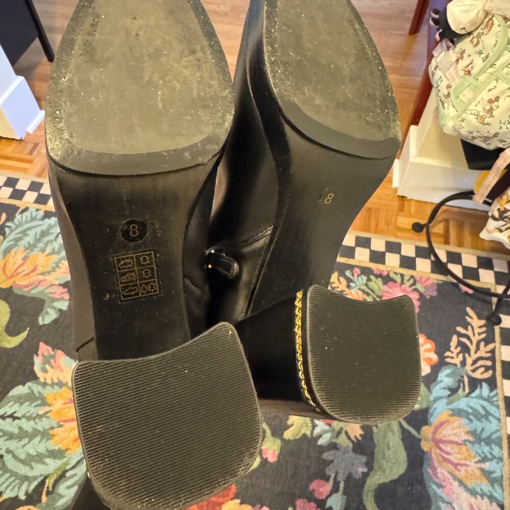 Tory Burch Ruby Block Heel Leather Booties Chain Link Size 8 - Picture 3 of 3